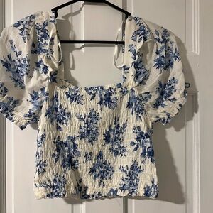 tentree Cream and Blue Floral Blouse